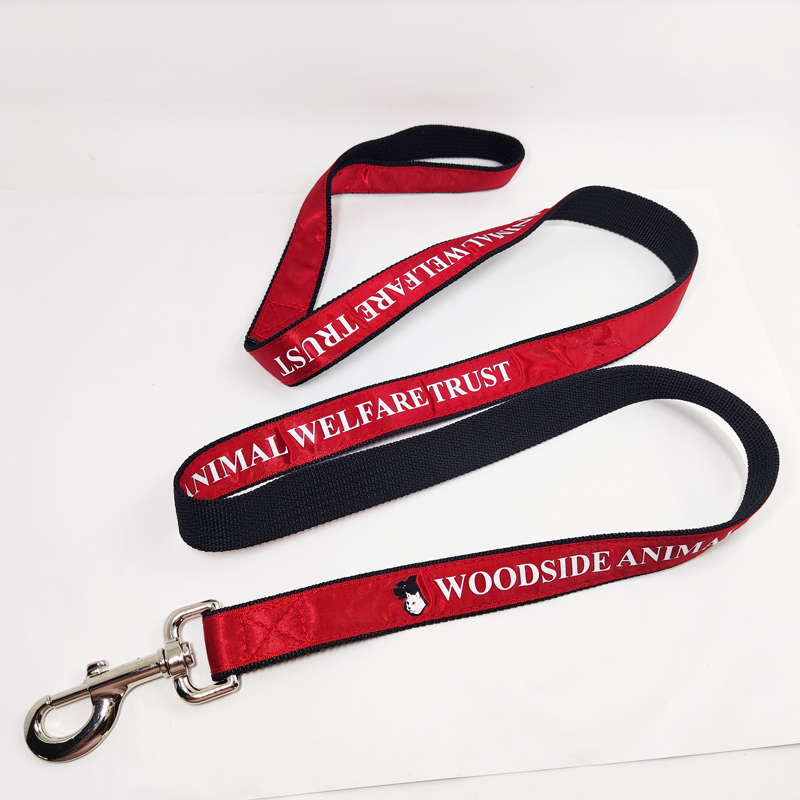 Slippery ribbon and strong polyester sport team tug dog leash 