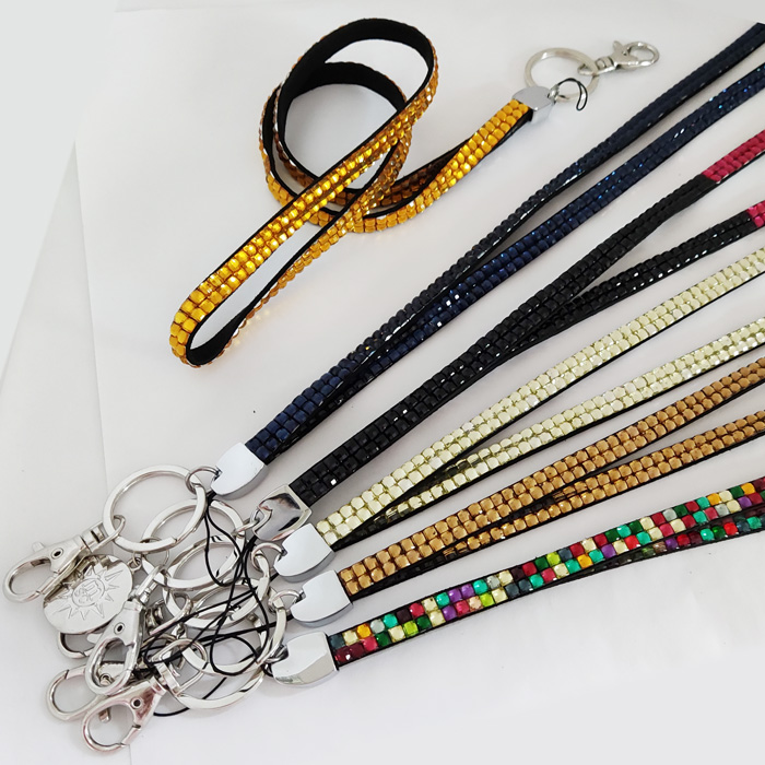 Custom colors nice crystal lanyard key holder rope