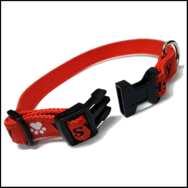 Small smart cute pet cats and puppies collars